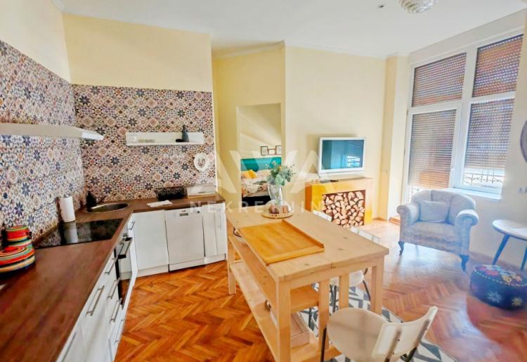 SOMBOR – Investiciona prilika u centru grada: 3 apartmana i jedna soba spremnih za izdavanje i život