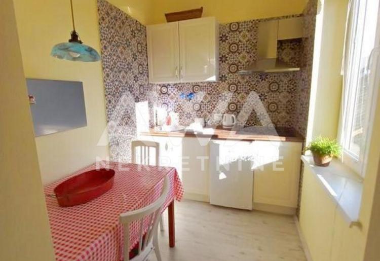SOMBOR – Investiciona prilika u centru grada: 3 apartmana i jedna soba spremnih za izdavanje i život