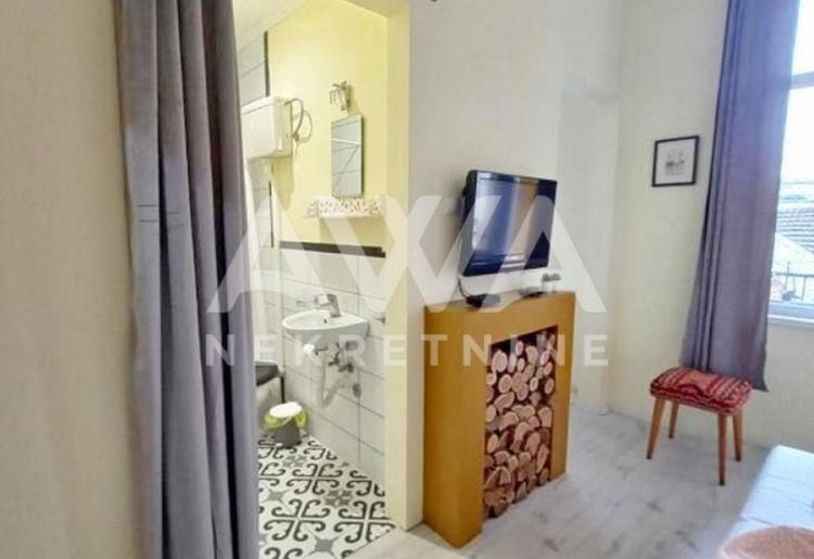 SOMBOR – Investiciona prilika u centru grada: 3 apartmana i jedna soba spremnih za izdavanje i život