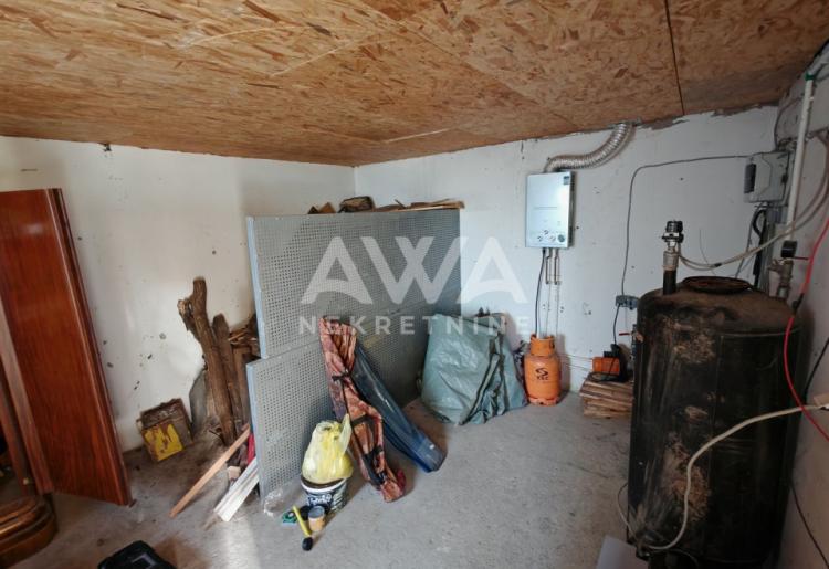 Bezdan. Kendjija. Nova spratna nameštena vikendica 110.5m2