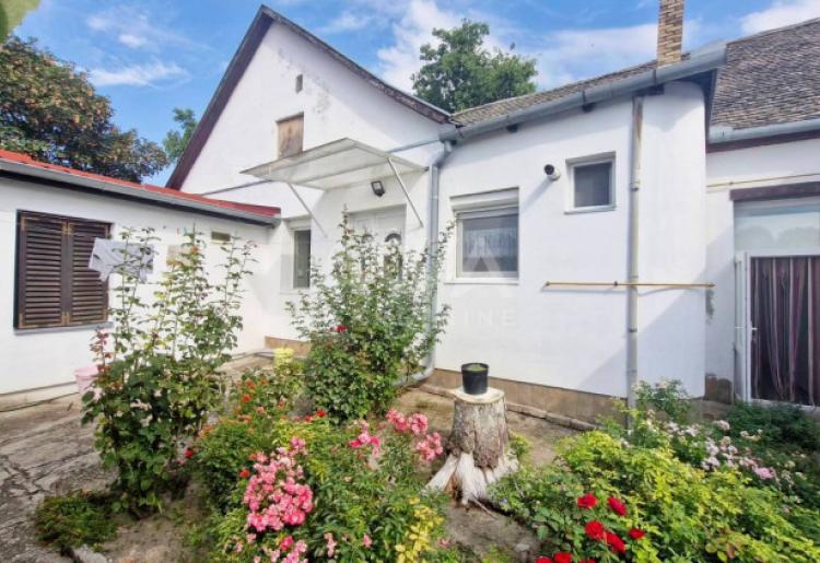 Dvojna kuća 122m2, Sombor, MZ Crvenka, Plac 419m2