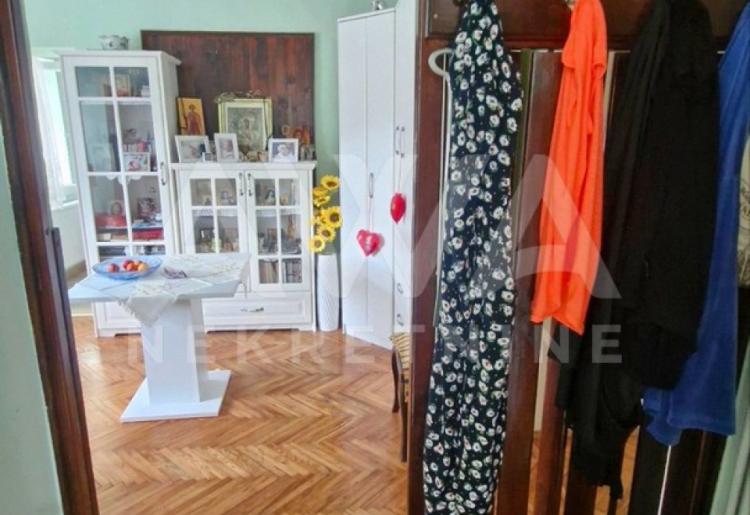 Dvojna kuća 122m2, Sombor, MZ Crvenka, Plac 419m2