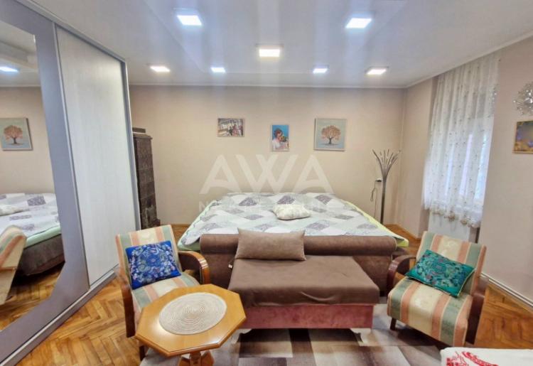 Dvojna kuća 122m2, Sombor, MZ Crvenka, Plac 419m2