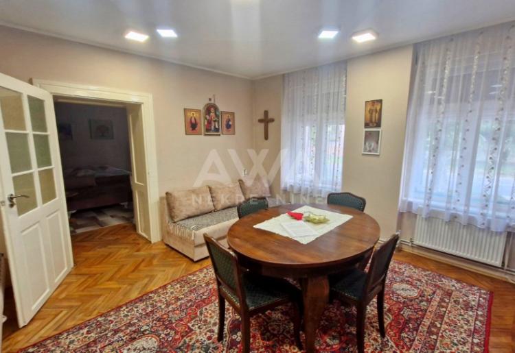 Dvojna kuća 122m2, Sombor, MZ Crvenka, Plac 419m2